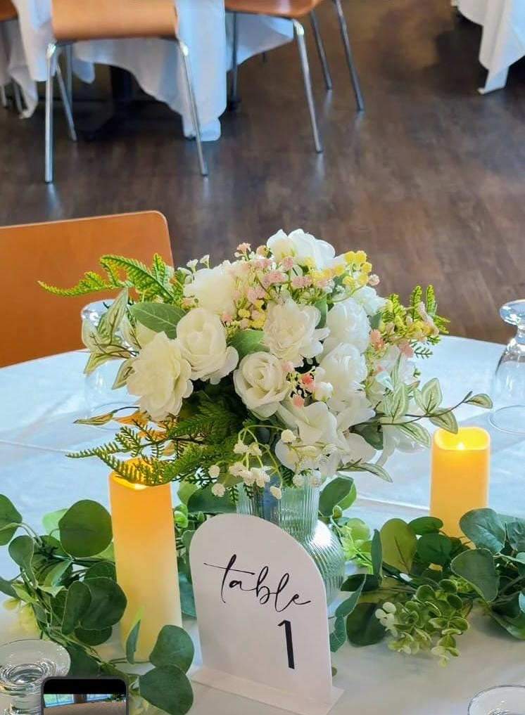 Classic White Reception gallery image 2